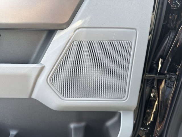 Vehicle image 45 of 62