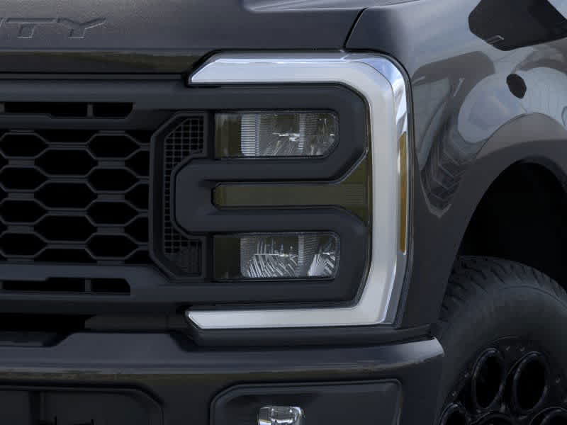 Vehicle image 20 of 22