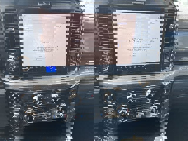 Vehicle image 12 of 19