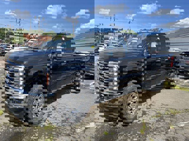 Vehicle image 1 of 19