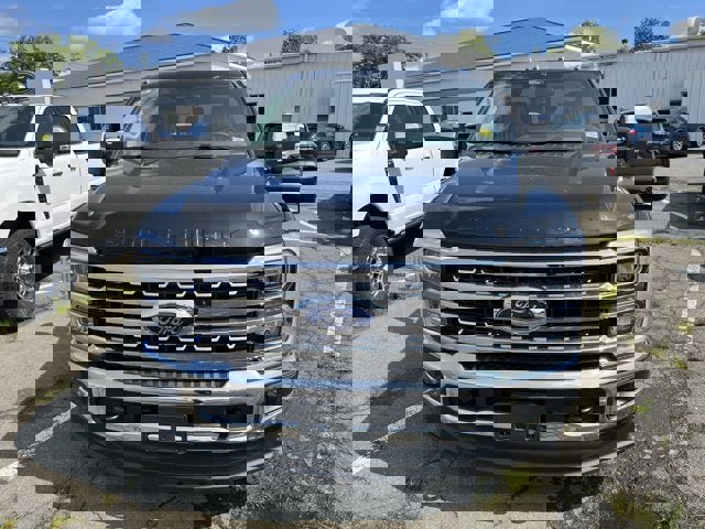 Vehicle image 5 of 19