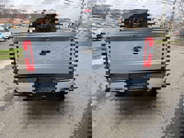 Vehicle image 3 of 27
