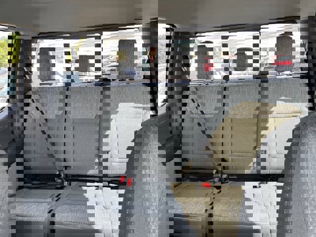 Vehicle image 15 of 25