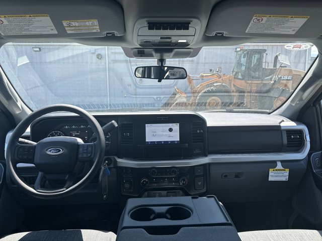 Vehicle image 12 of 31