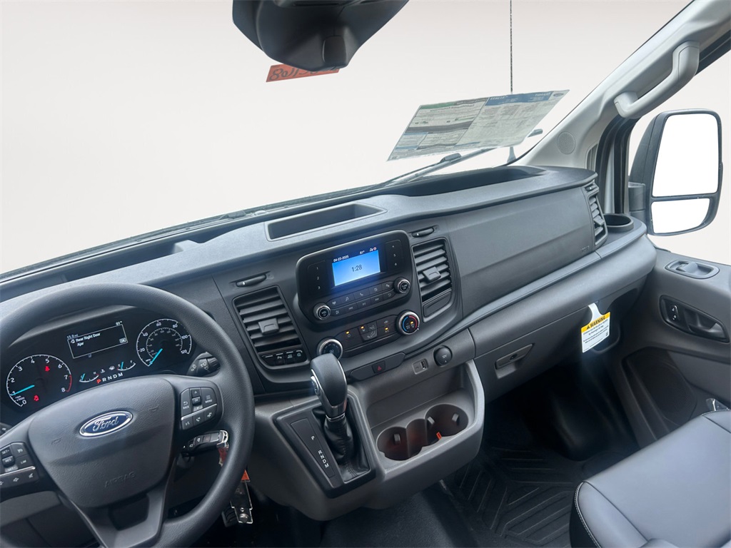 2025 Ford Transit Base Image 13 of 21
