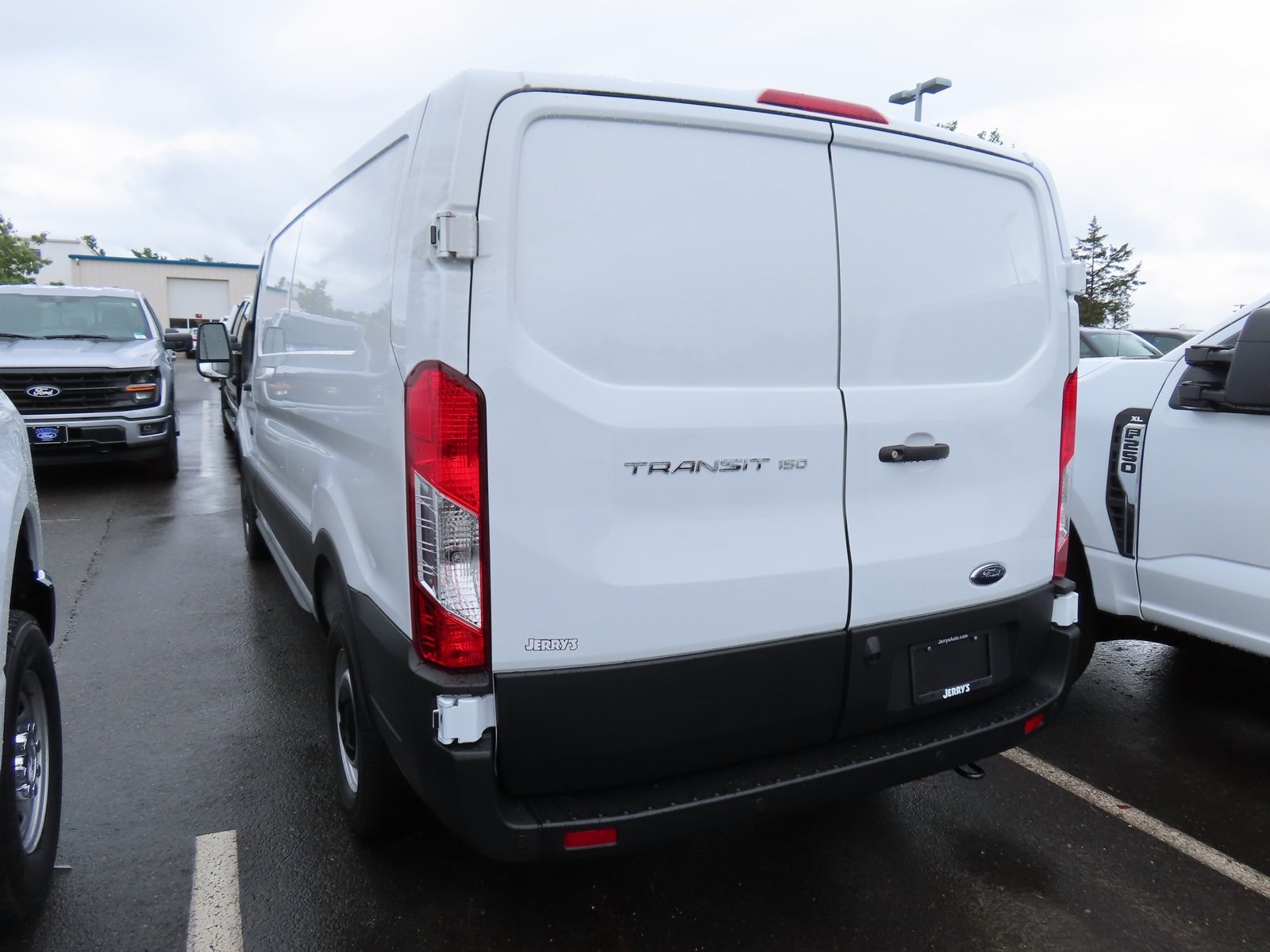 Vehicle image 6 of 16