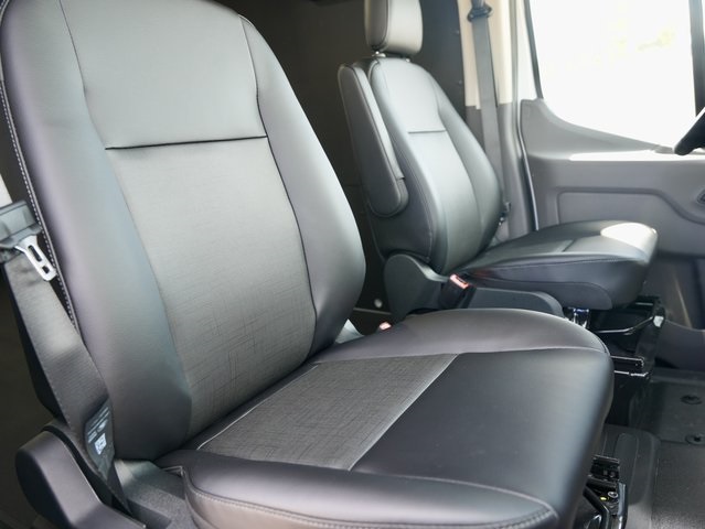2025 Ford Transit Base Image 13 of 28