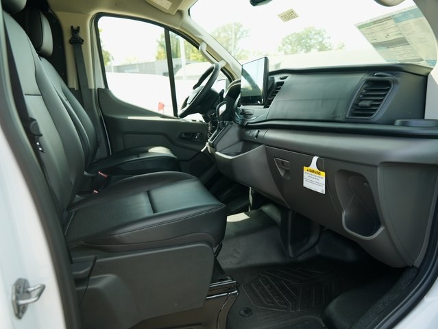 2025 Ford Transit Base Image 16 of 28