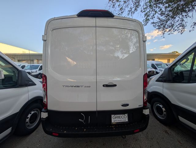 2025 Ford Transit Base Image 13 of 16