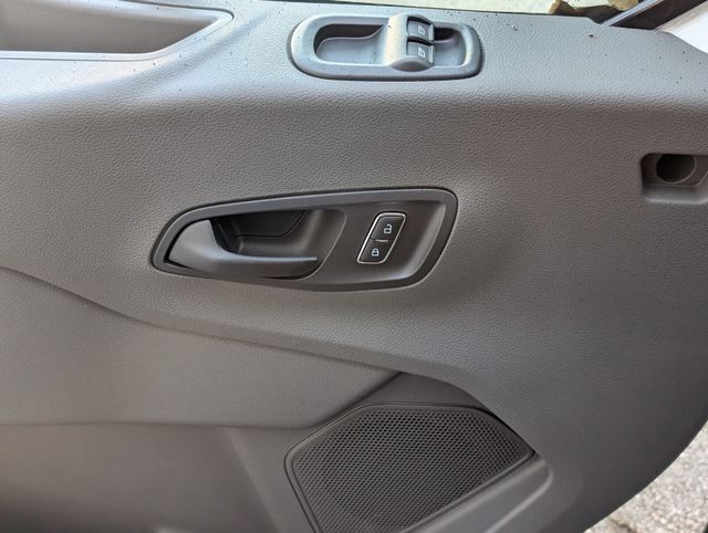 2025 Ford Transit Base Image 12 of 16