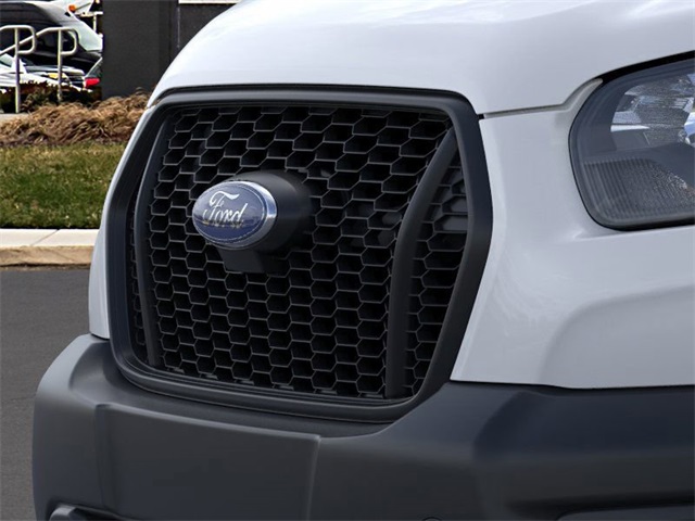 2025 Ford Transit Base Image 18 of 21