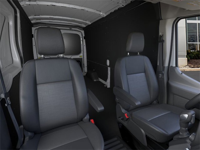 2025 Ford Transit Base Image 10 of 21