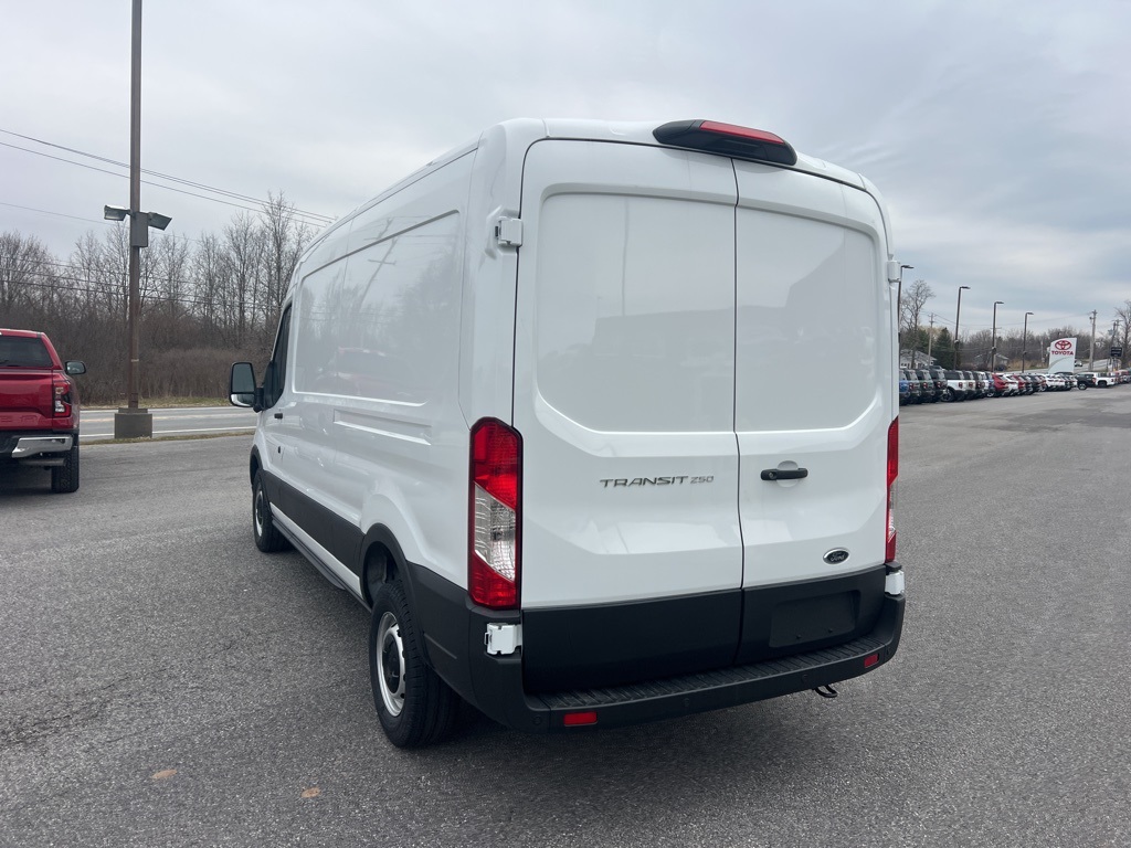 Vehicle image 5 of 20