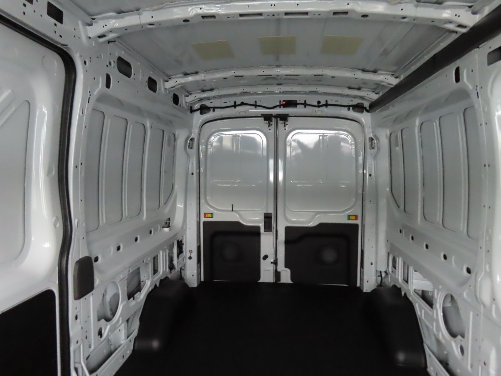 Vehicle image 13 of 13