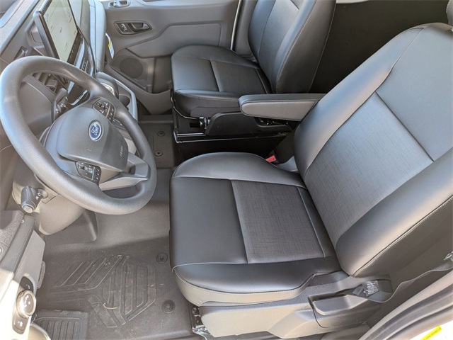 2025 Ford Transit Base Image 9 of 22