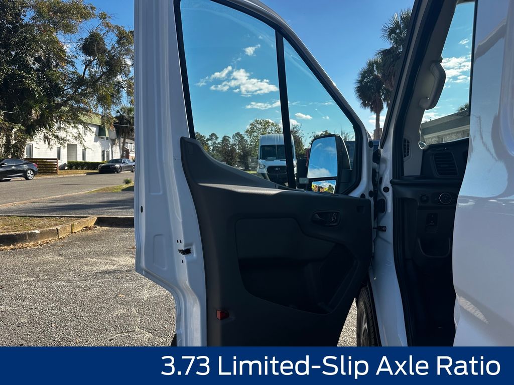 2025 Ford Transit Base Image 21 of 51