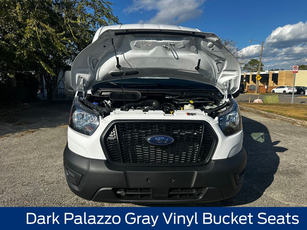 2025 Ford Transit Base Image 5 of 51
