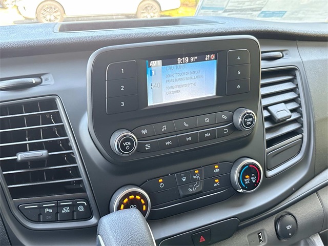 Vehicle image 20 of 31