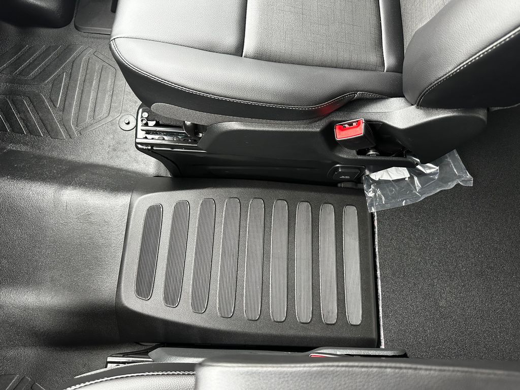 2025 Ford Transit Base Image 33 of 67