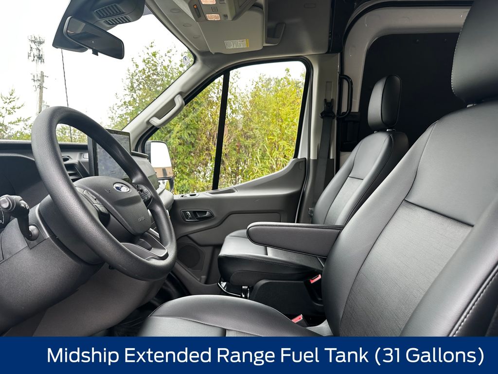 2025 Ford Transit Base Image 26 of 68