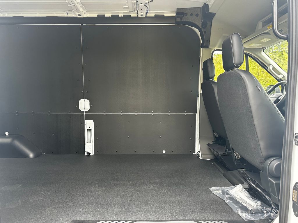 2025 Ford Transit Base Image 19 of 68