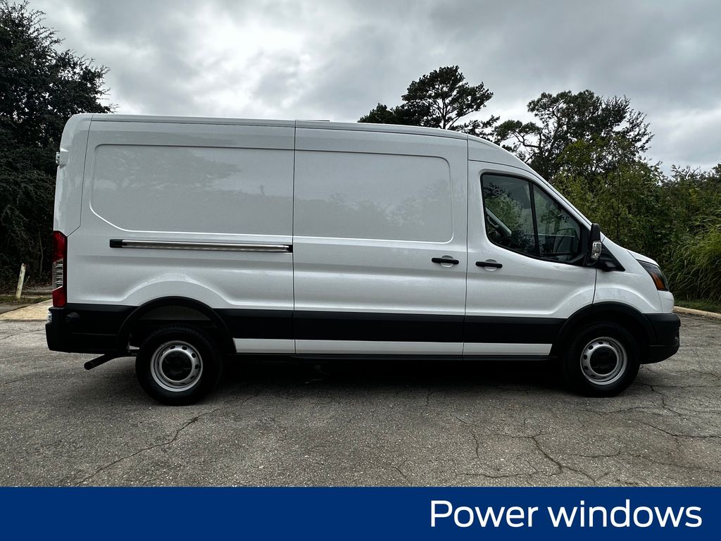 2025 Ford Transit Base Image 8 of 68