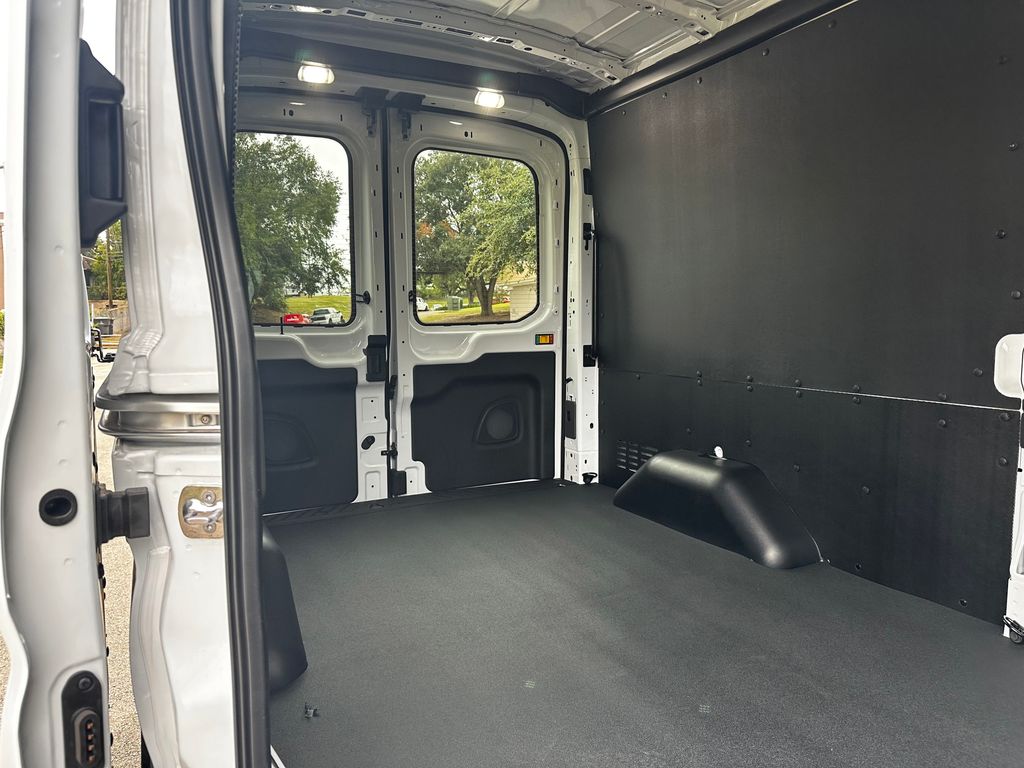 2025 Ford Transit Base Image 62 of 68