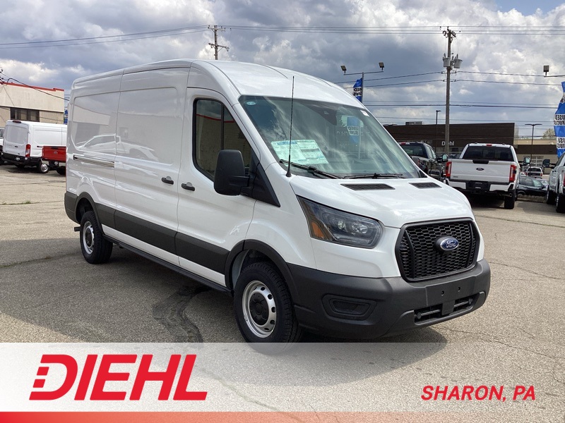 2025 Ford Transit Base Image 3 of 31
