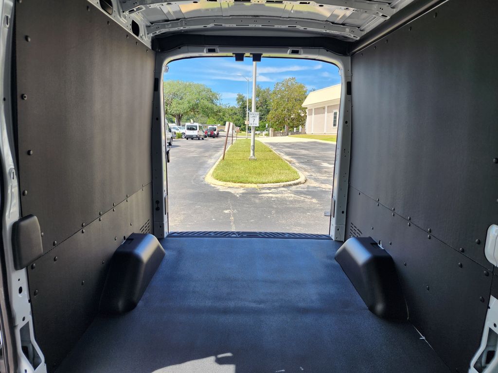 2025 Ford Transit Base Image 15 of 48