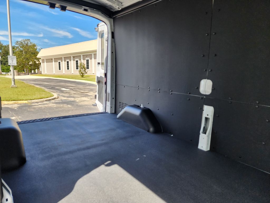 2025 Ford Transit Base Image 44 of 48