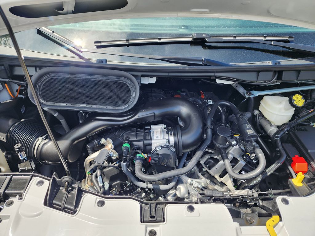 2025 Ford Transit Base Image 11 of 48