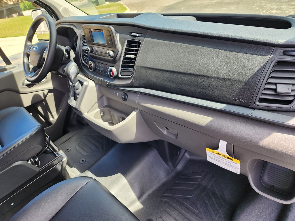 2025 Ford Transit Base Image 22 of 48