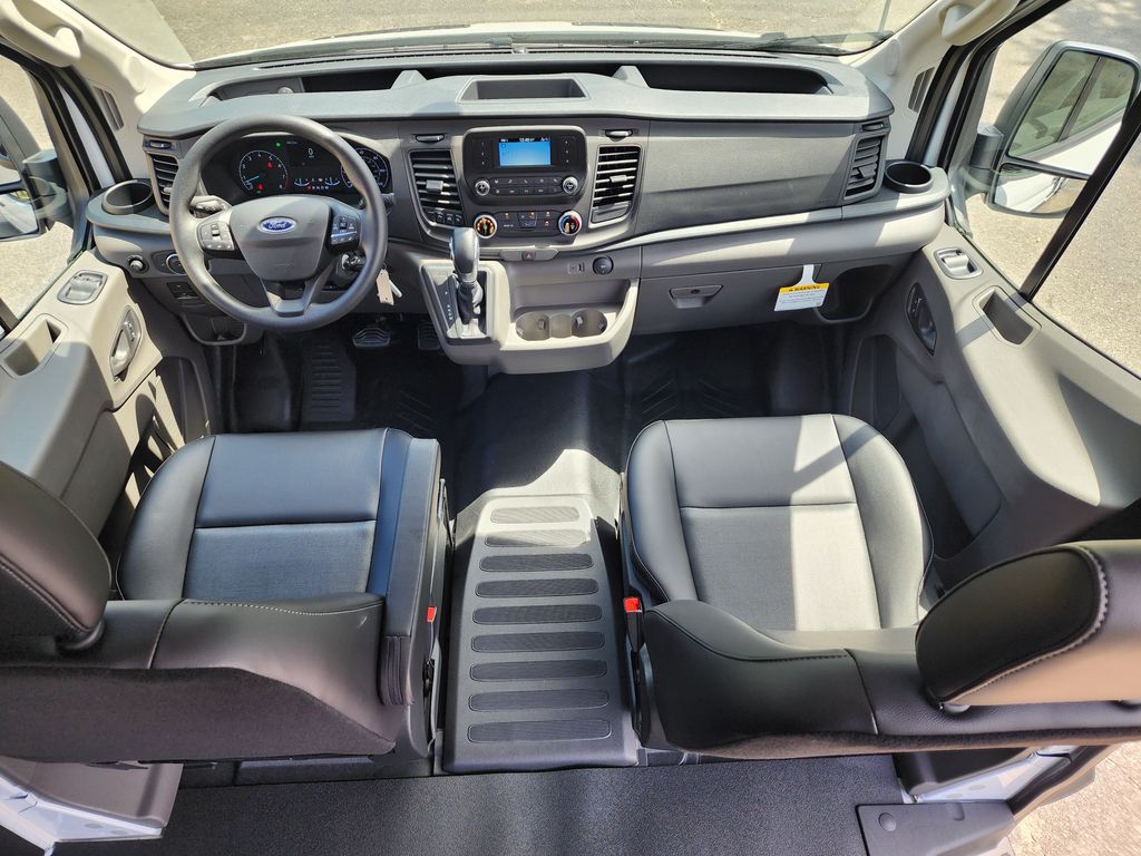 2025 Ford Transit Base Image 40 of 48