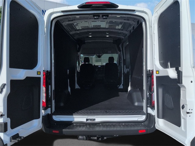 2025 Ford Transit Base Image 9 of 23