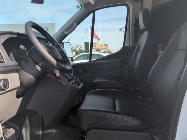 2025 Ford Transit Base Image 10 of 23