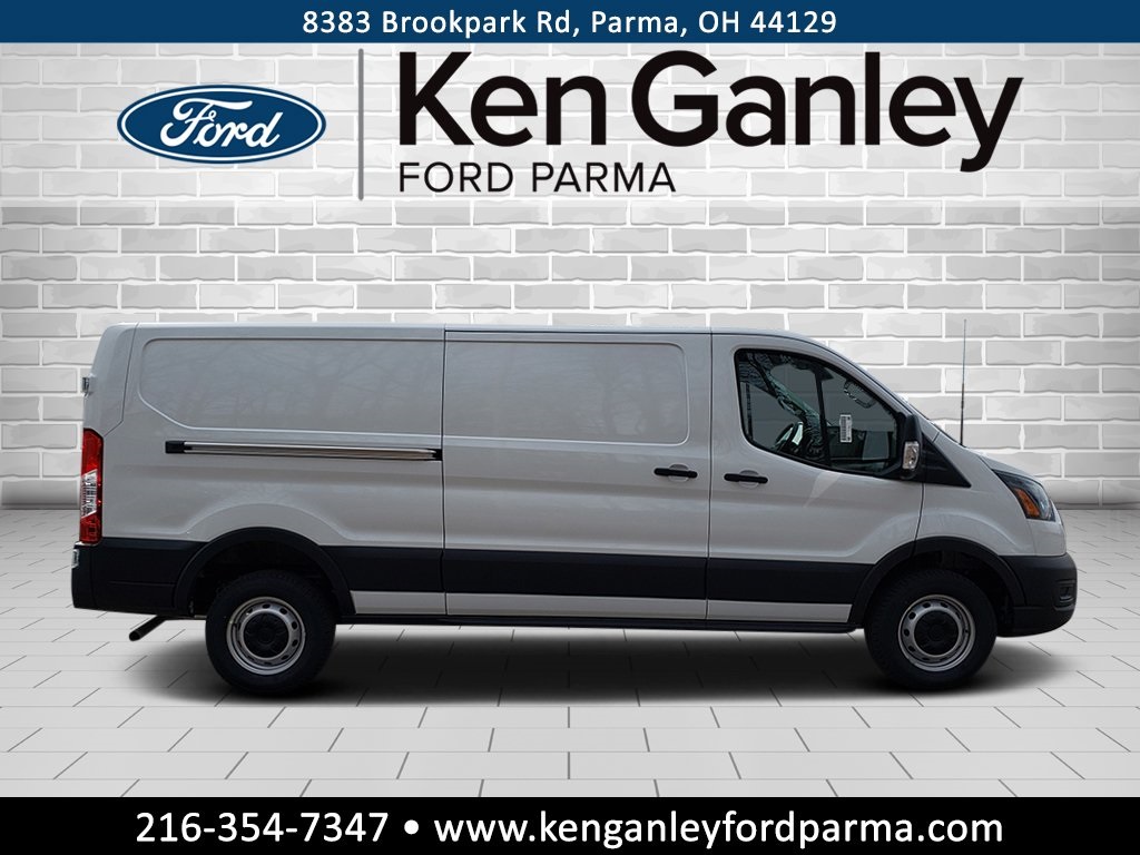 Vehicle image 4 of 27