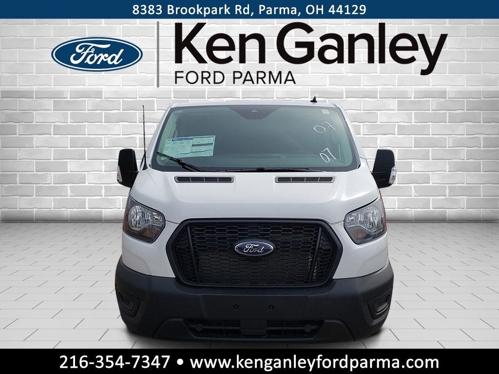 Vehicle image 2 of 27