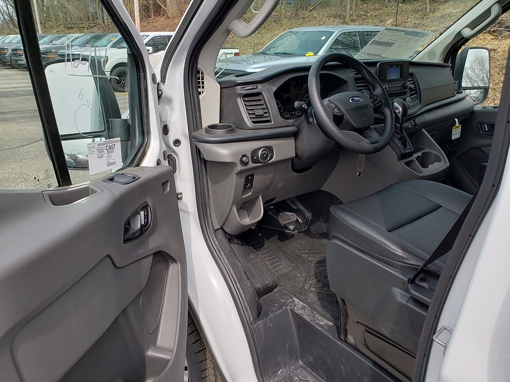 Vehicle image 9 of 27