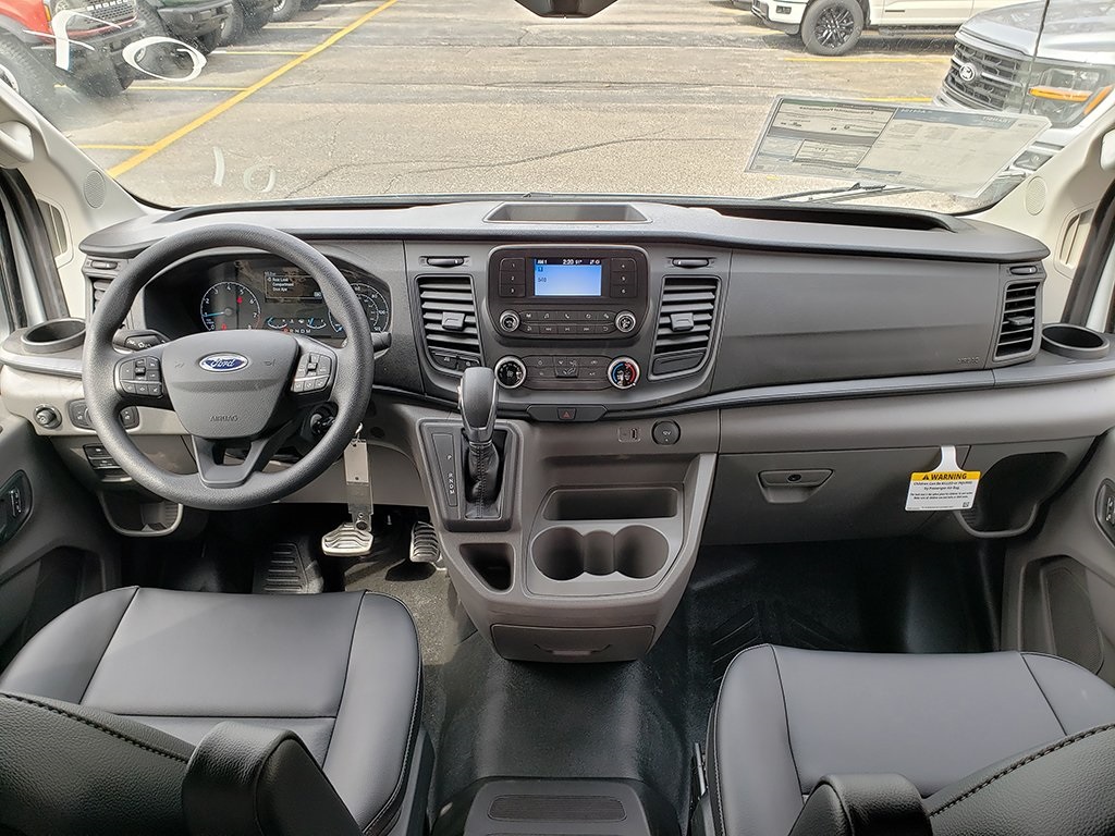 Vehicle image 14 of 27