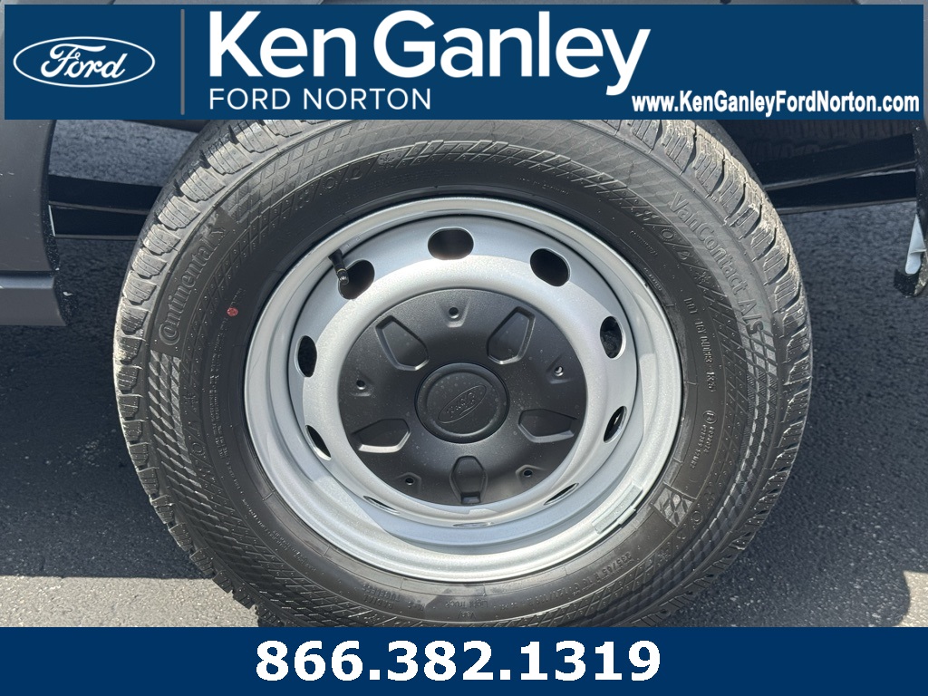 2025 Ford Transit Base Image 9 of 34