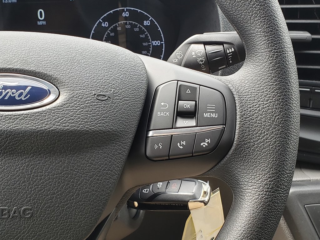 Vehicle image 24 of 27