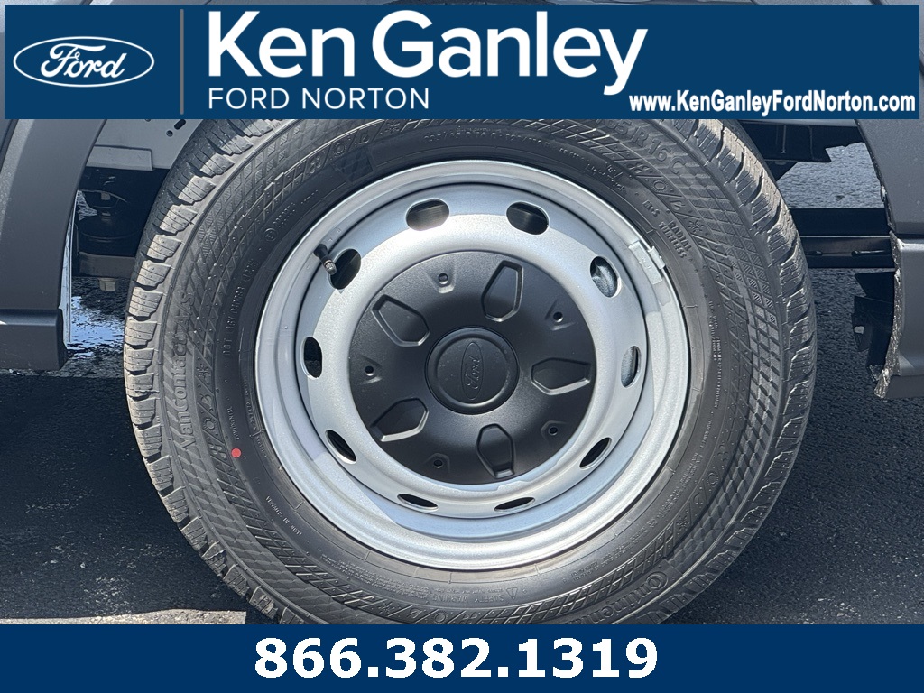 2025 Ford Transit Base Image 10 of 34