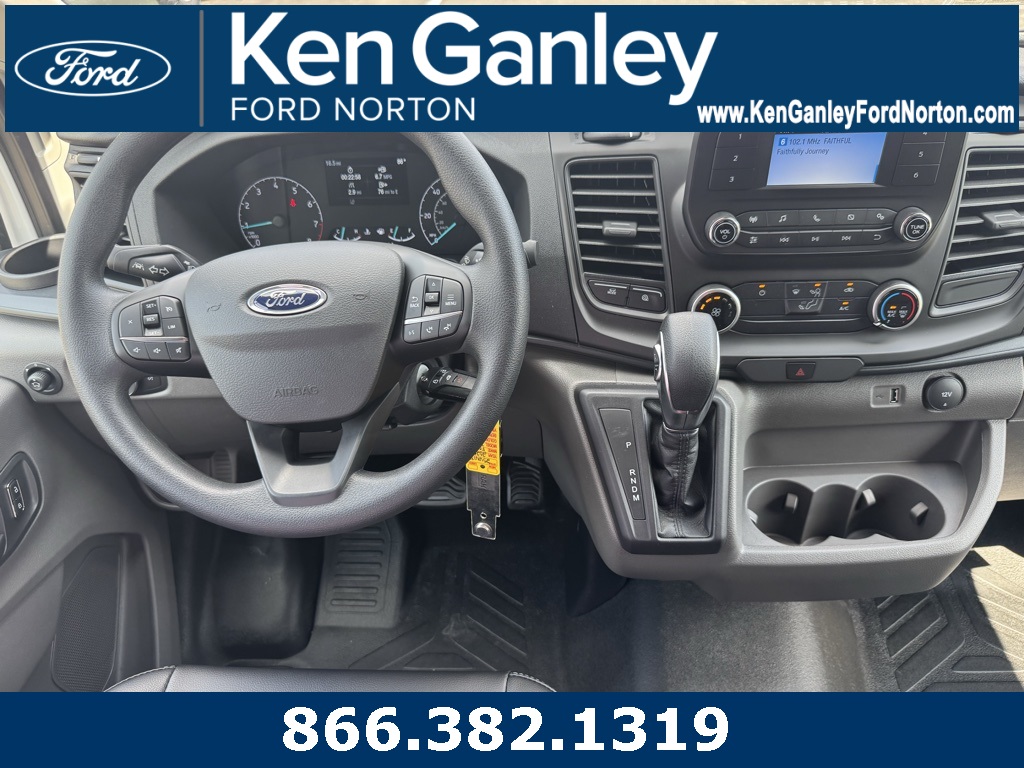 2025 Ford Transit Base Image 19 of 34
