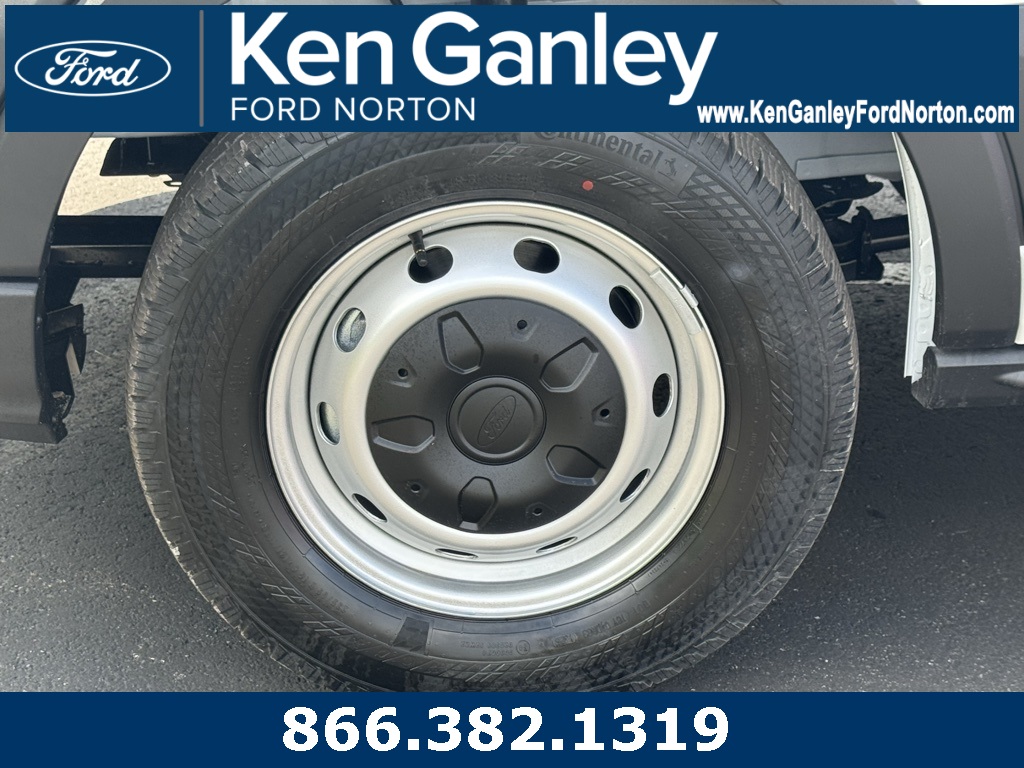 2025 Ford Transit Base Image 11 of 37