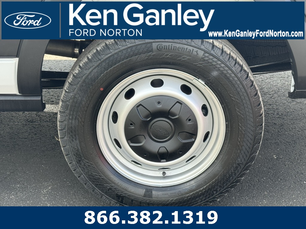 2025 Ford Transit Base Image 10 of 37