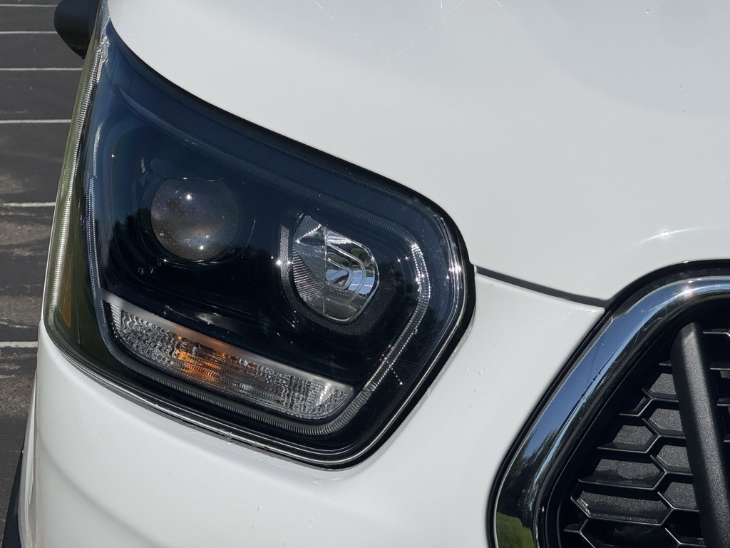 2025 Ford Transit Base Image 27 of 36
