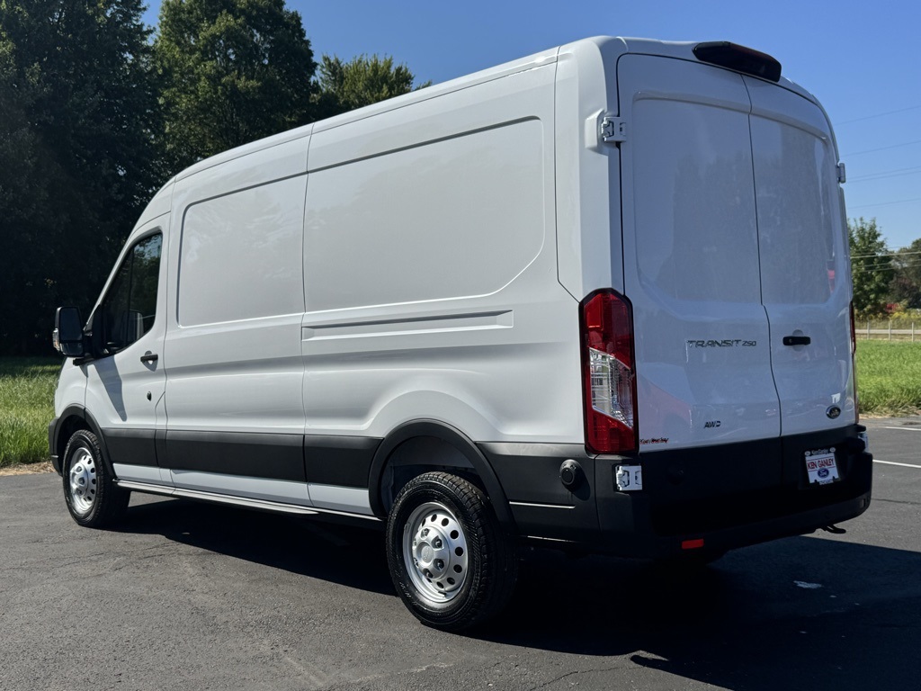 2025 Ford Transit Base Image 9 of 36
