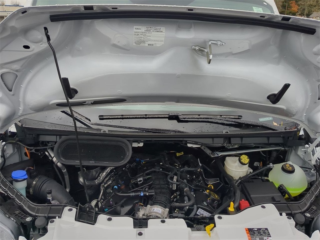 2025 Ford Transit Base Image 9 of 32