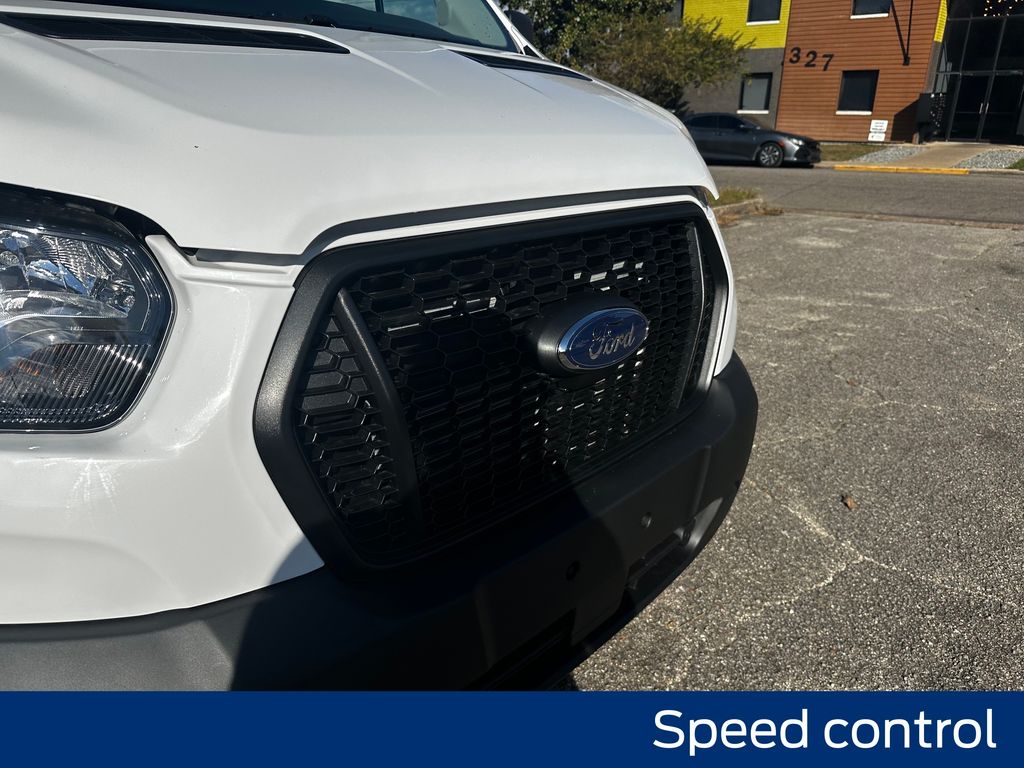 2025 Ford Transit Base Image 33 of 51