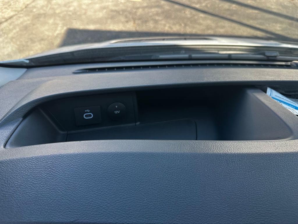 2025 Ford Transit Base Image 34 of 51